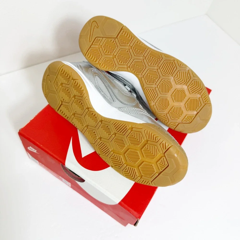 Nike gato lv8